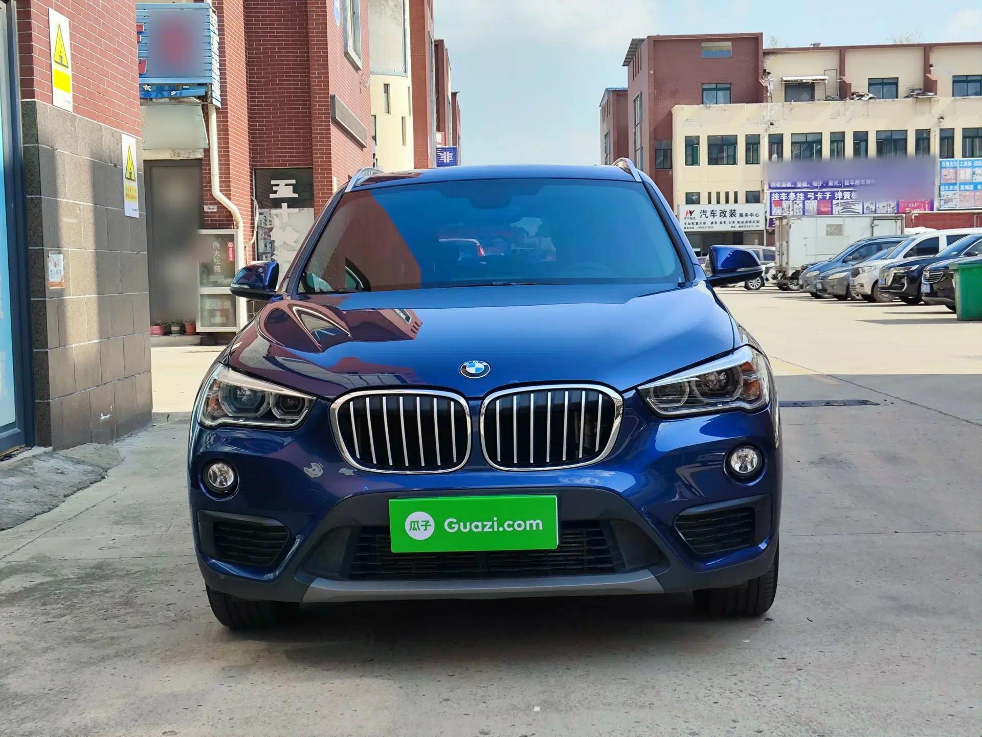 BMW X1 2019 sDrive20Li Leading Model — миниатюра 2