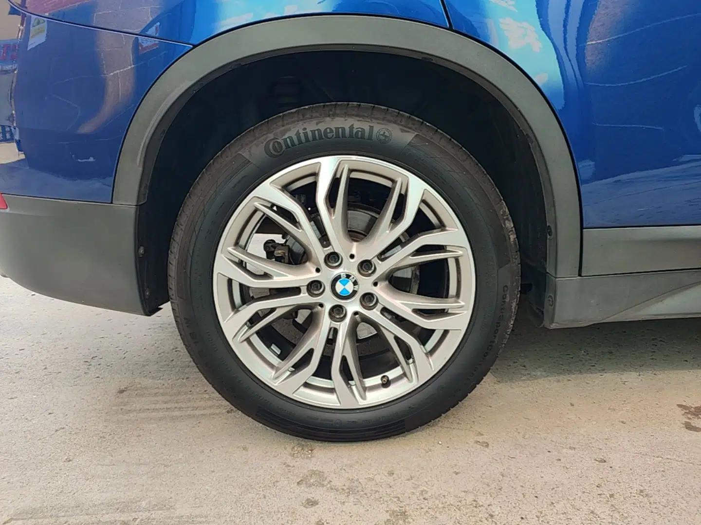 BMW X1 2019 sDrive20Li Leading Model — миниатюра 11