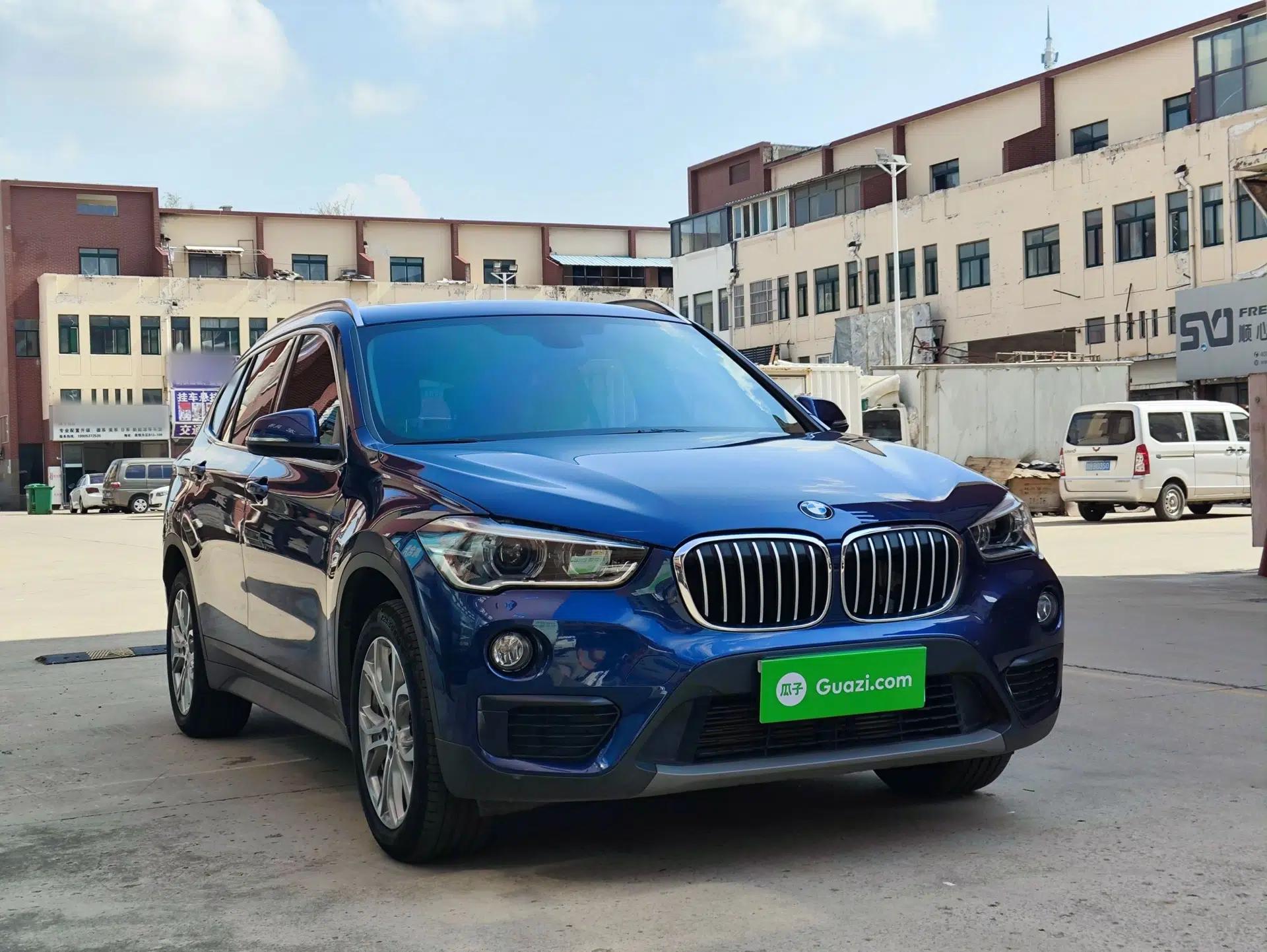 BMW X1 2019 sDrive20Li Leading Model — миниатюра 3