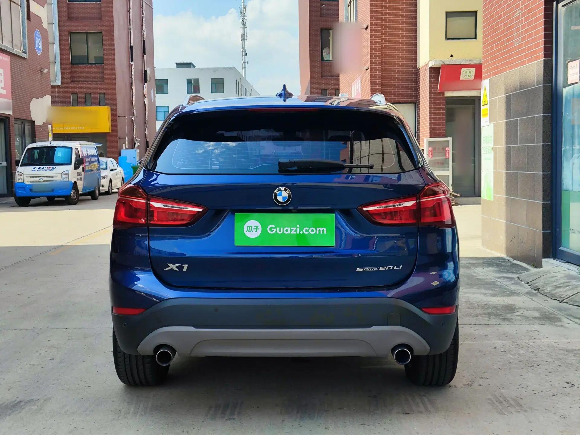 BMW X1 2019 sDrive20Li Leading Model — миниатюра 5