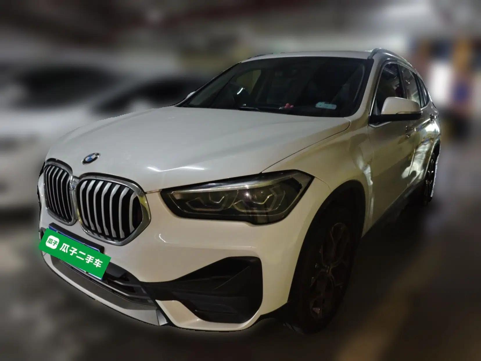 BMW X1 2020 sDrive25Li Leading Model — миниатюра 1