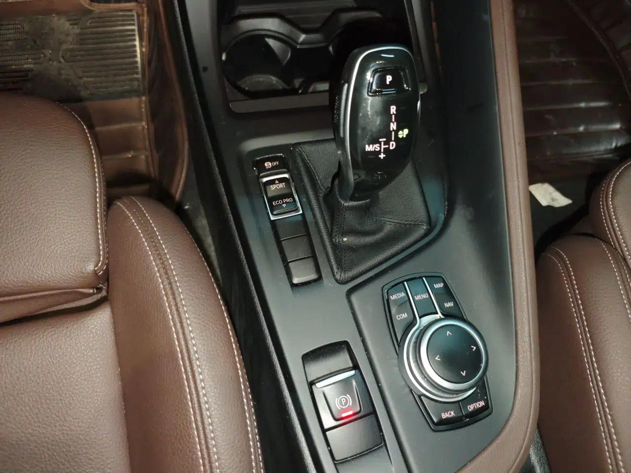 BMW X1 2020 sDrive25Li Leading Model — миниатюра 14