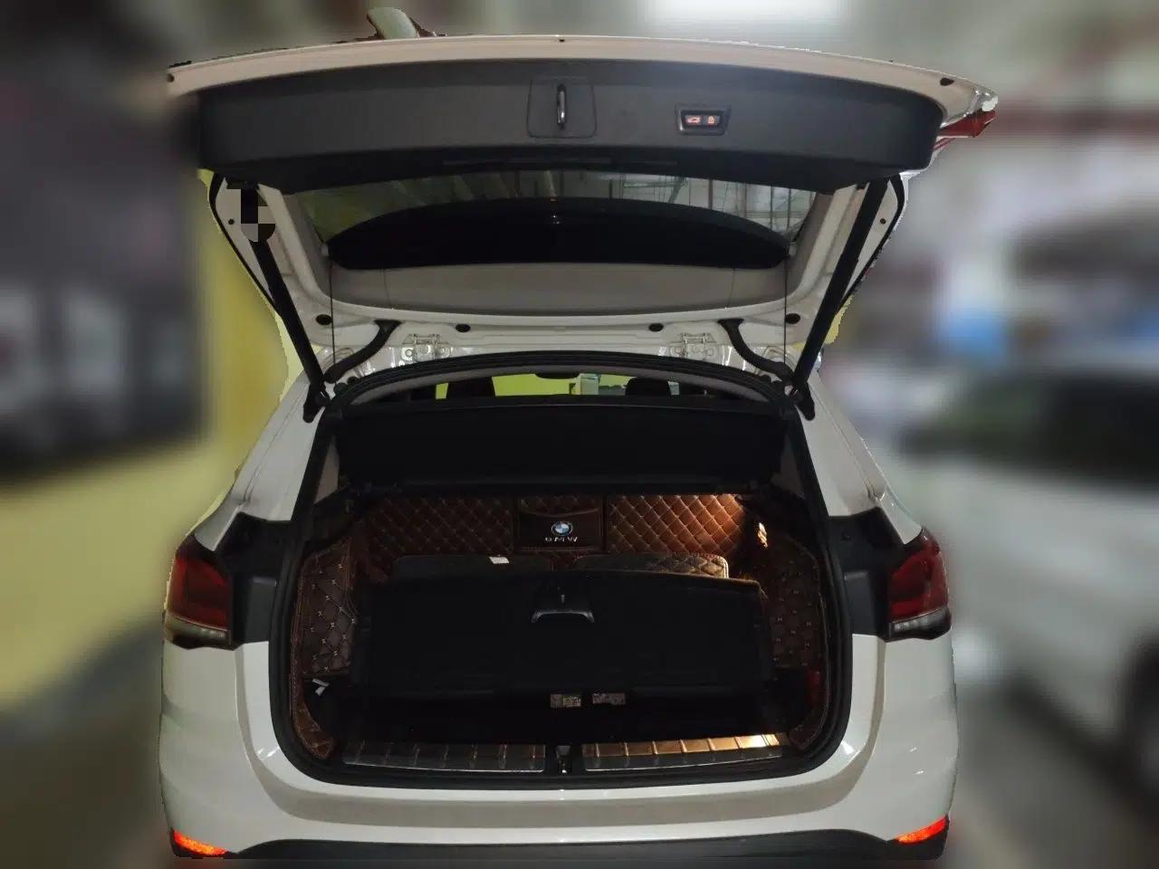 BMW X1 2020 sDrive25Li Leading Model — миниатюра 19