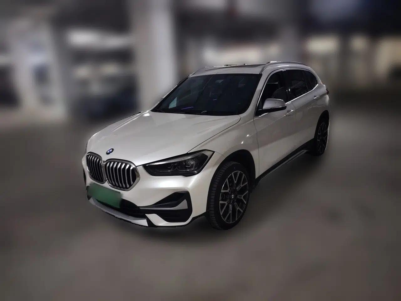 BMW X1 2021 xDrive25Li Luxury Model — миниатюра 1