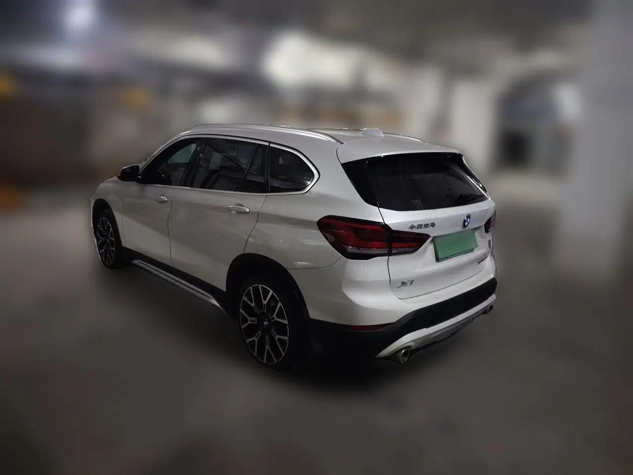 BMW X1 2021 xDrive25Li Luxury Model — миниатюра 4