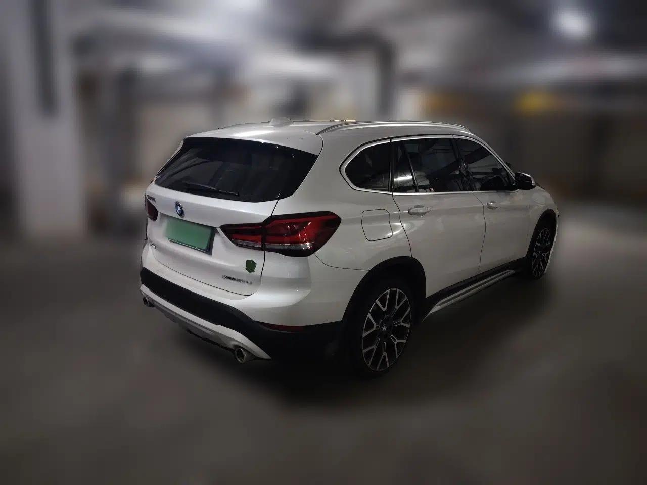 BMW X1 2021 xDrive25Li Luxury Model — миниатюра 6