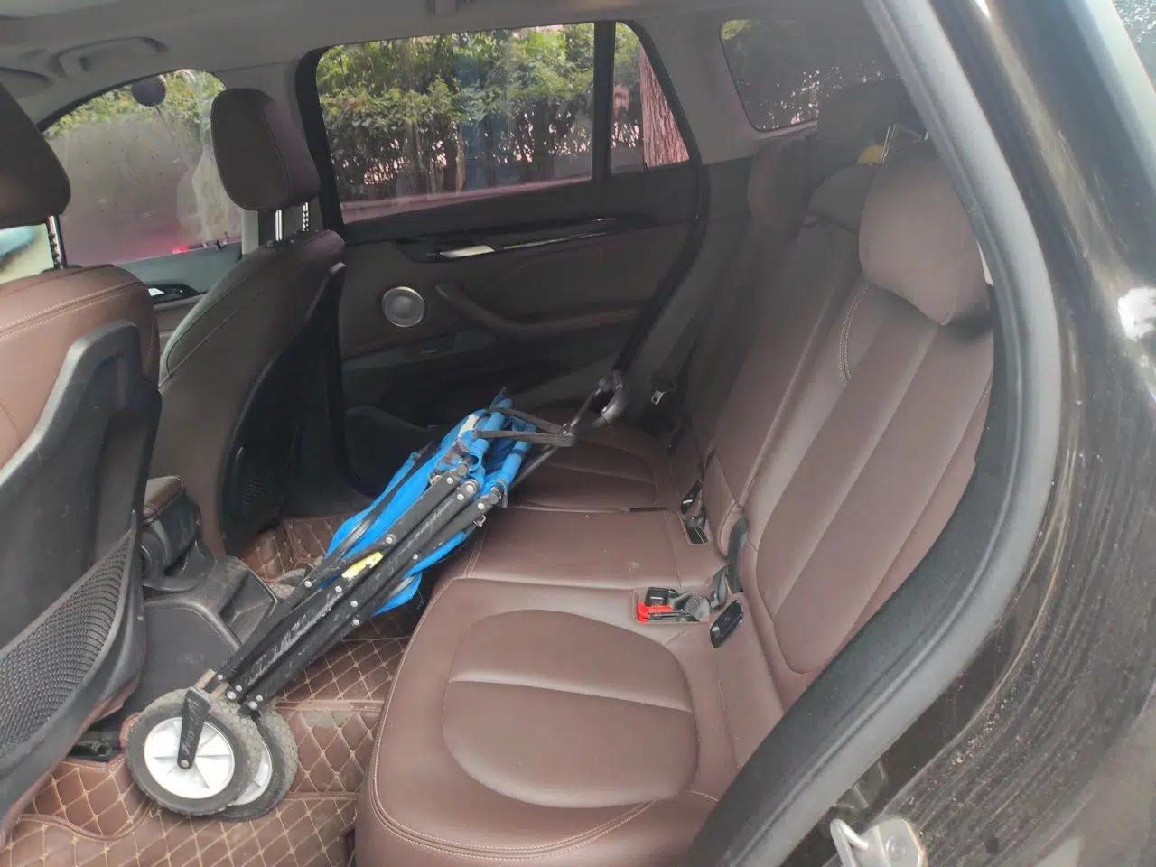 BMW X1 2021 sDrive20Li Fashion Model — миниатюра 17