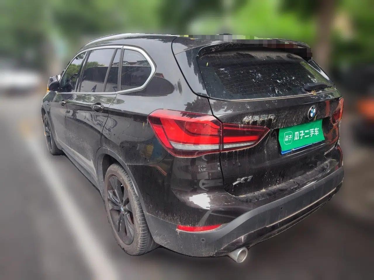 BMW X1 2021 sDrive20Li Fashion Model — миниатюра 4