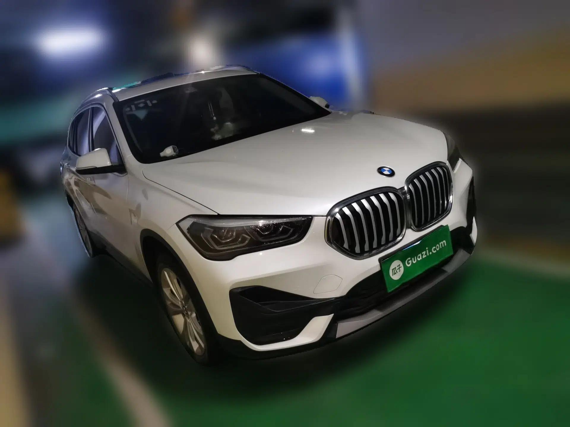 BMW X1 2020 sDrive20Li Fashion Model — миниатюра 3