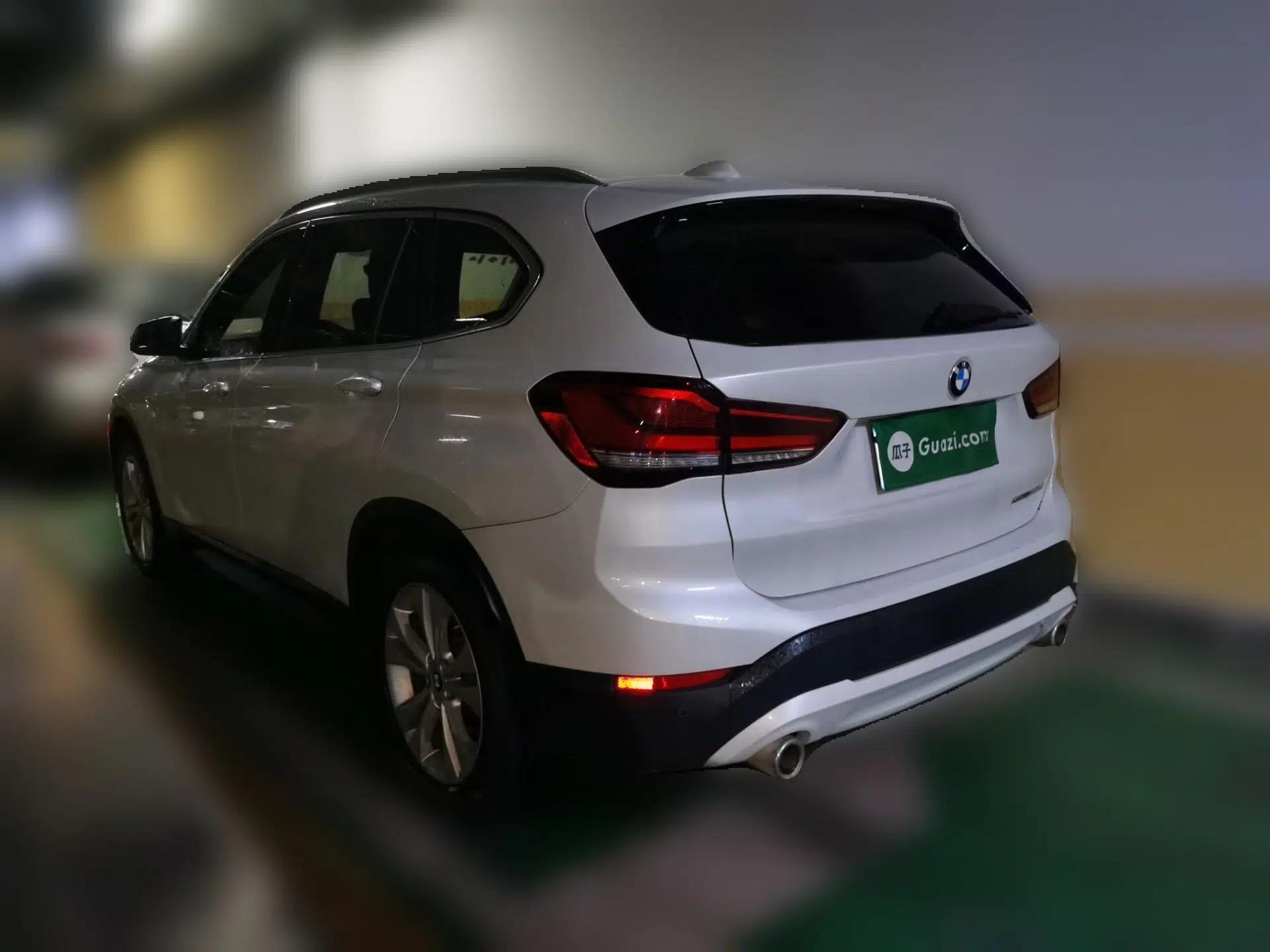 BMW X1 2020 sDrive20Li Fashion Model — миниатюра 4