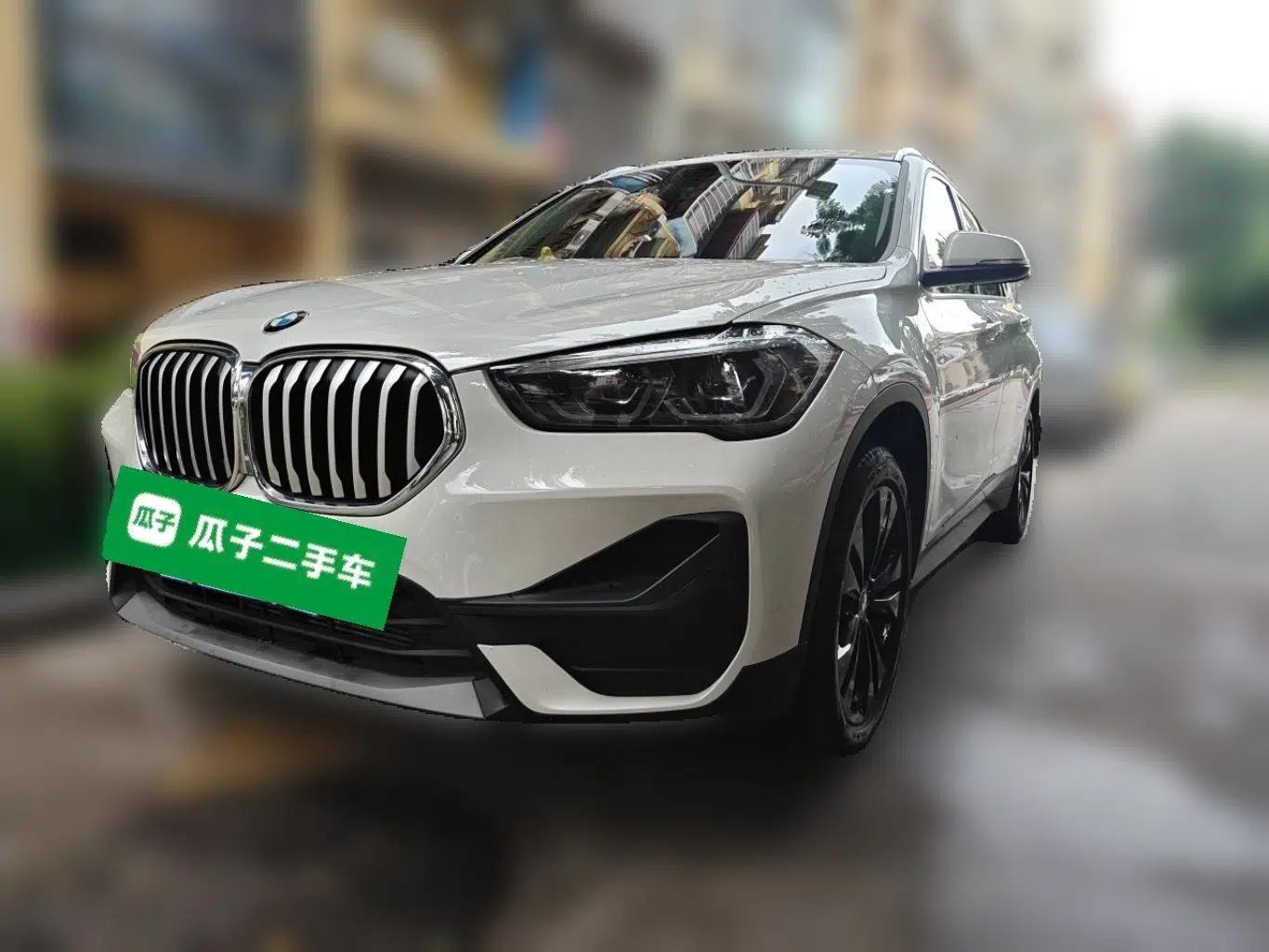 BMW X1 2021 sDrive20Li Fashion Model — миниатюра 1