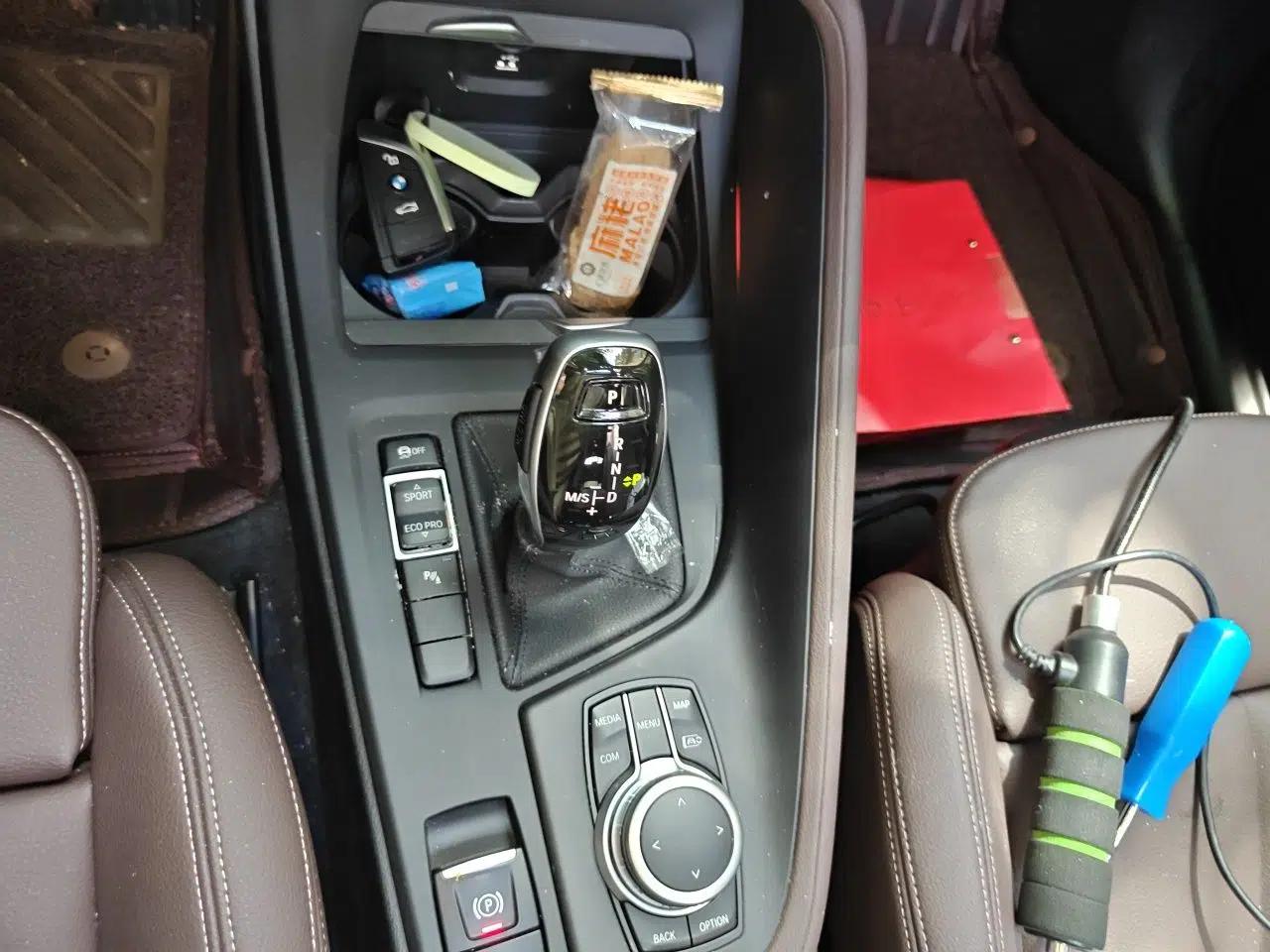 BMW X1 2021 sDrive20Li Fashion Model — миниатюра 14