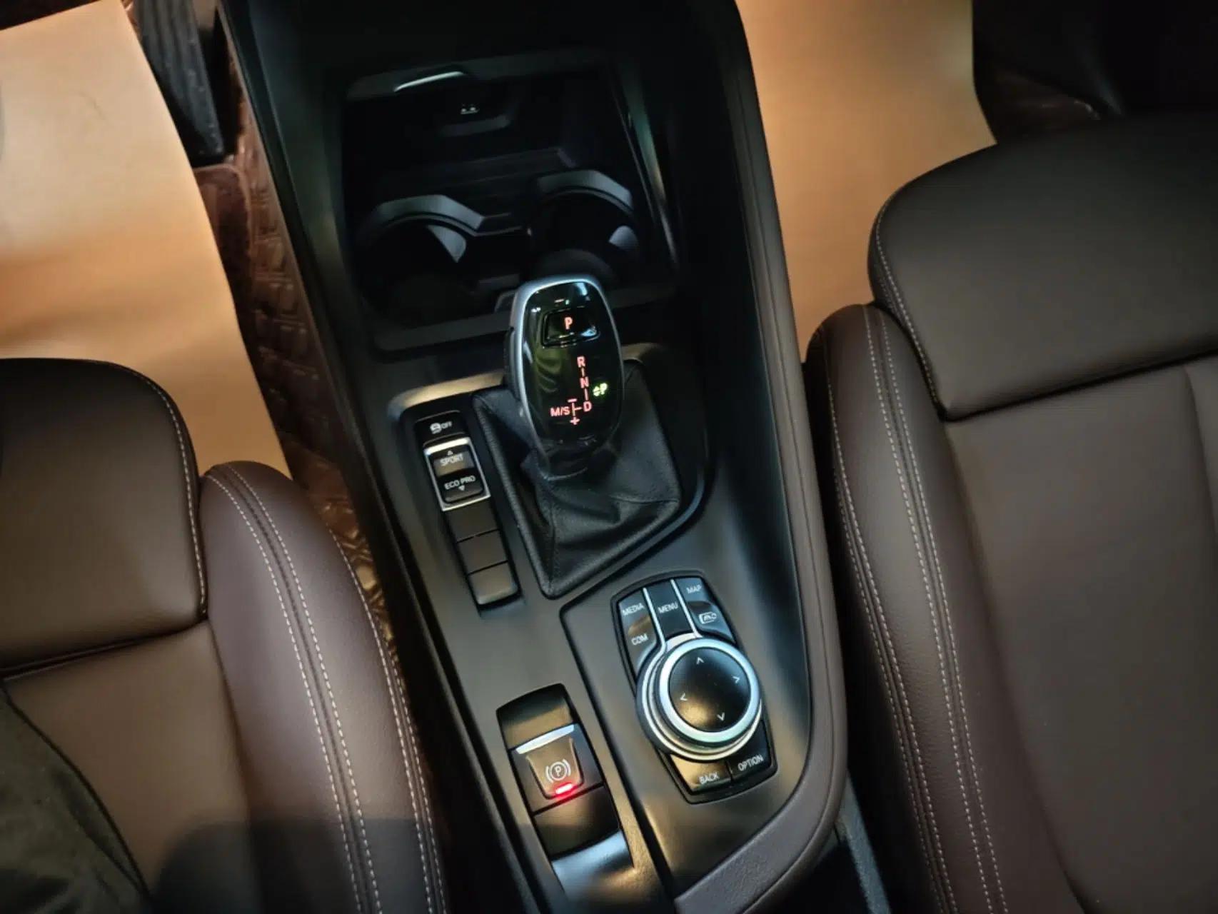 BMW X1 2021 sDrive25Li Leading Model — миниатюра 16