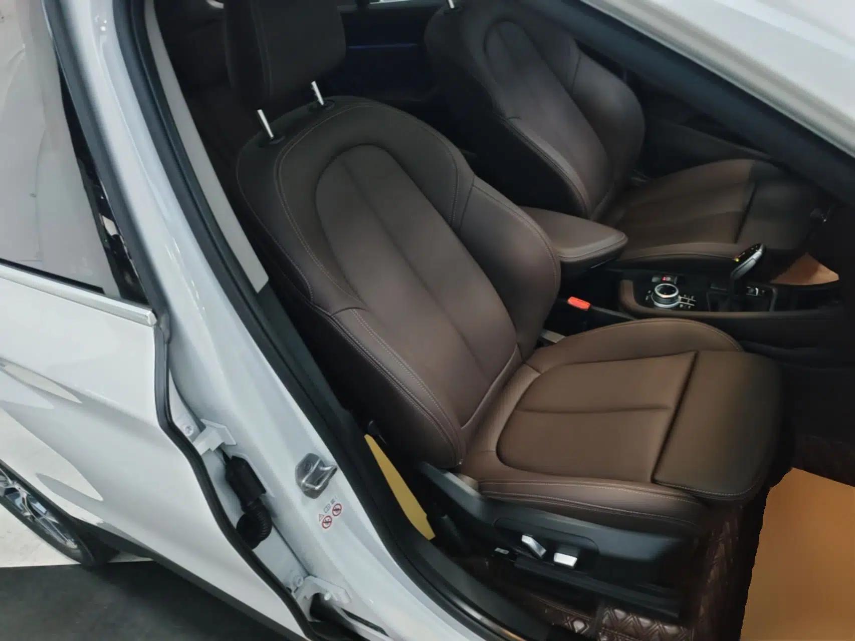 BMW X1 2021 sDrive25Li Leading Model — миниатюра 19