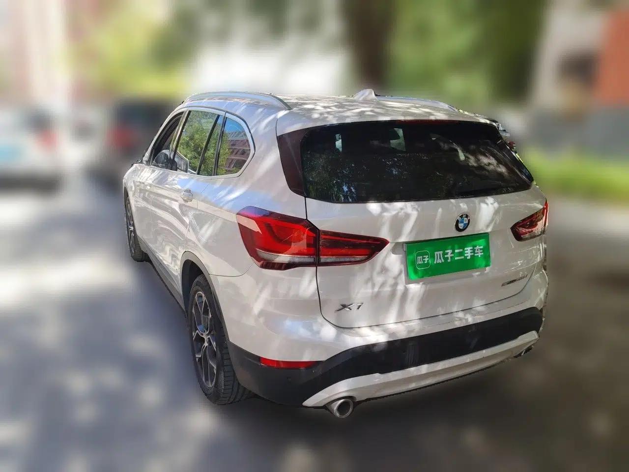 BMW X1 2021 Restyled sDrive25Li Leading Edition — миниатюра 4