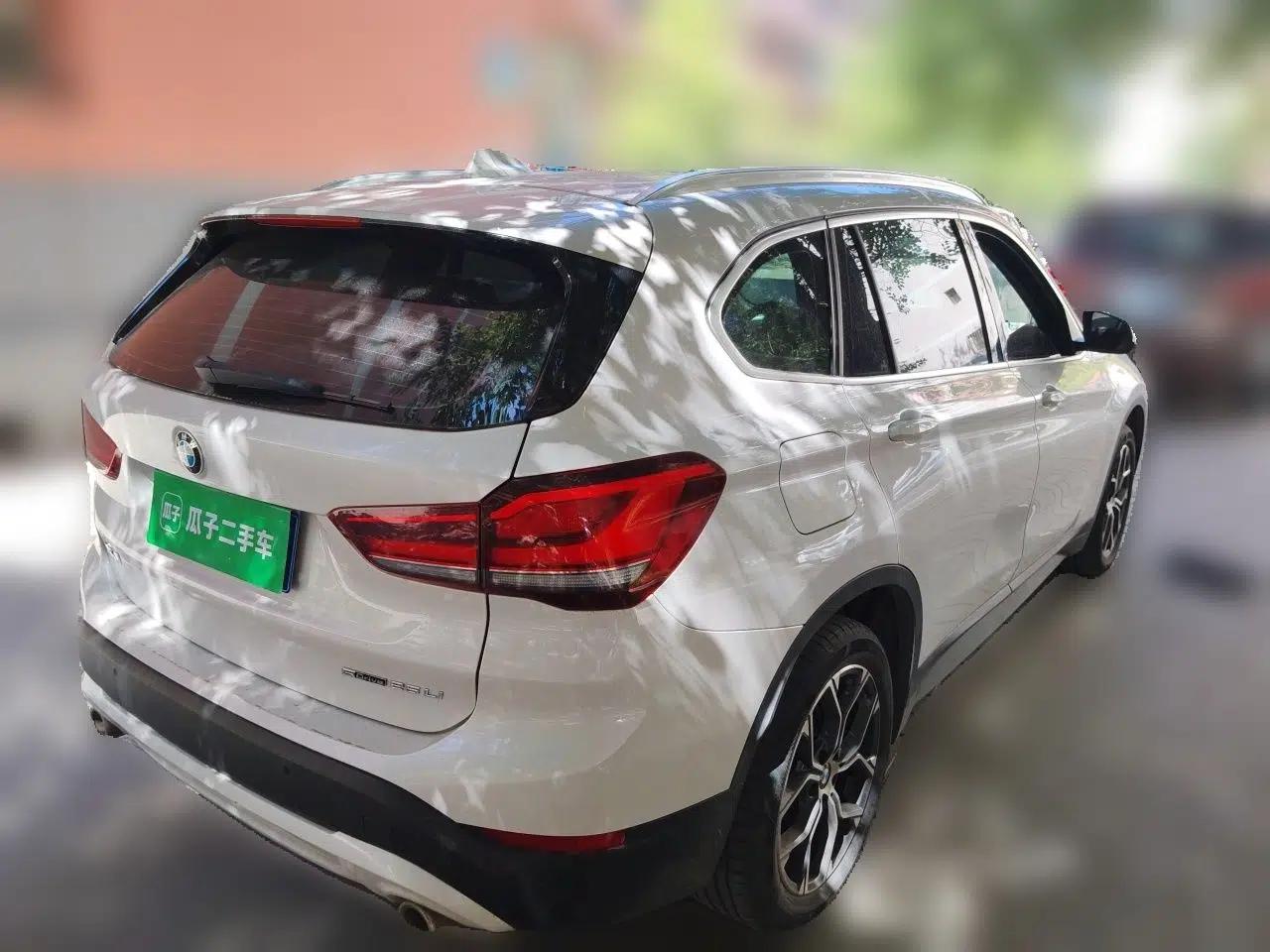 BMW X1 2021 Restyled sDrive25Li Leading Edition — миниатюра 6