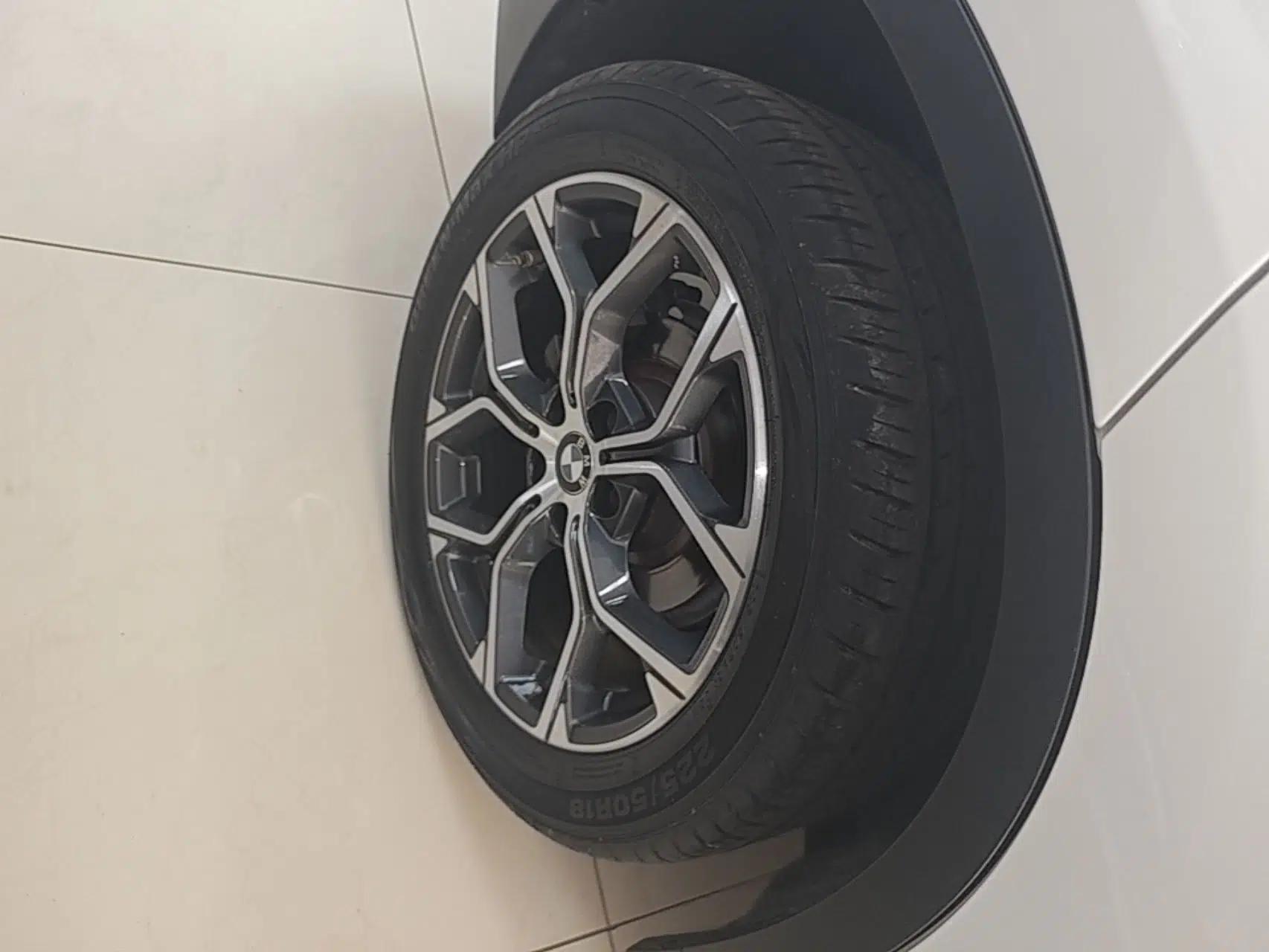 BMW X1 2021 sDrive25Li Leading Model — миниатюра 11