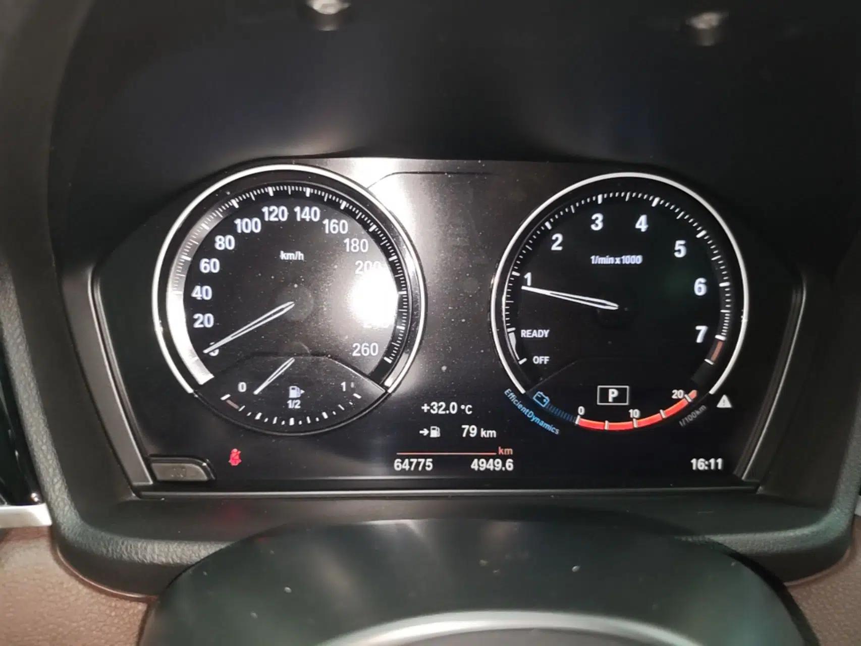 BMW X1 2021 sDrive25Li Leading Model — миниатюра 14