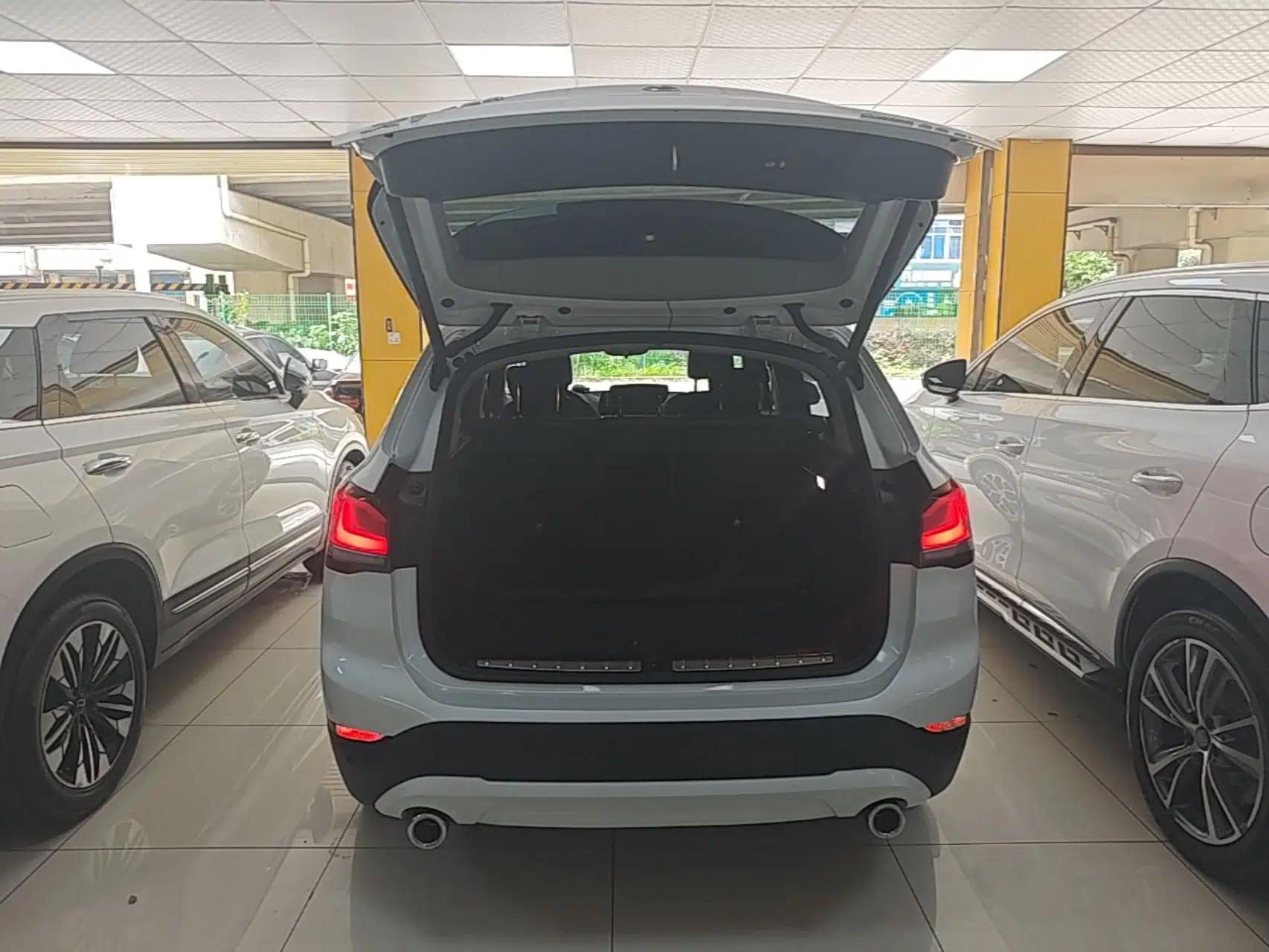 BMW X1 2021 sDrive25Li Leading Model — миниатюра 22