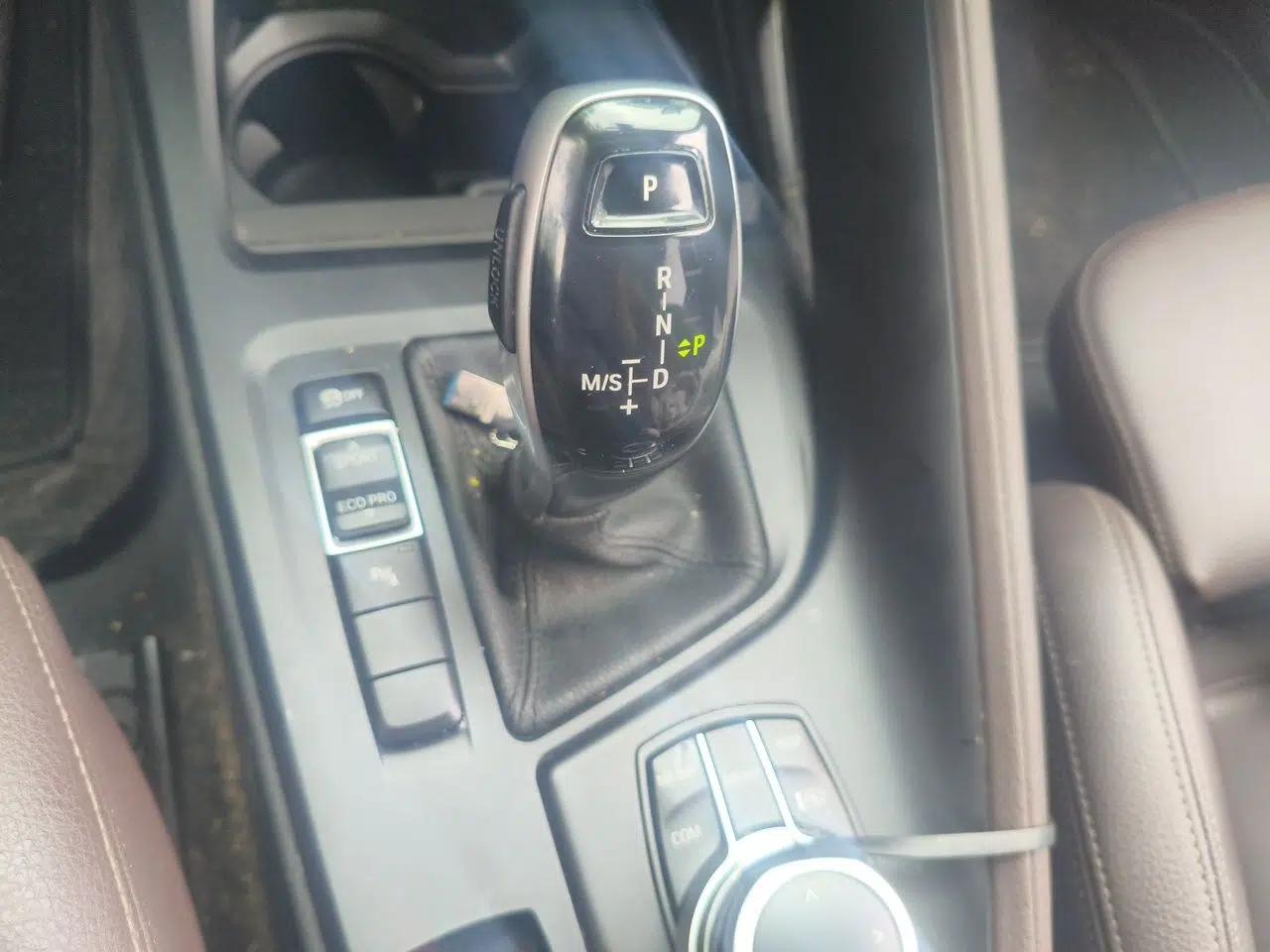 BMW X1 2022 sDrive25Li Leading Model — миниатюра 14