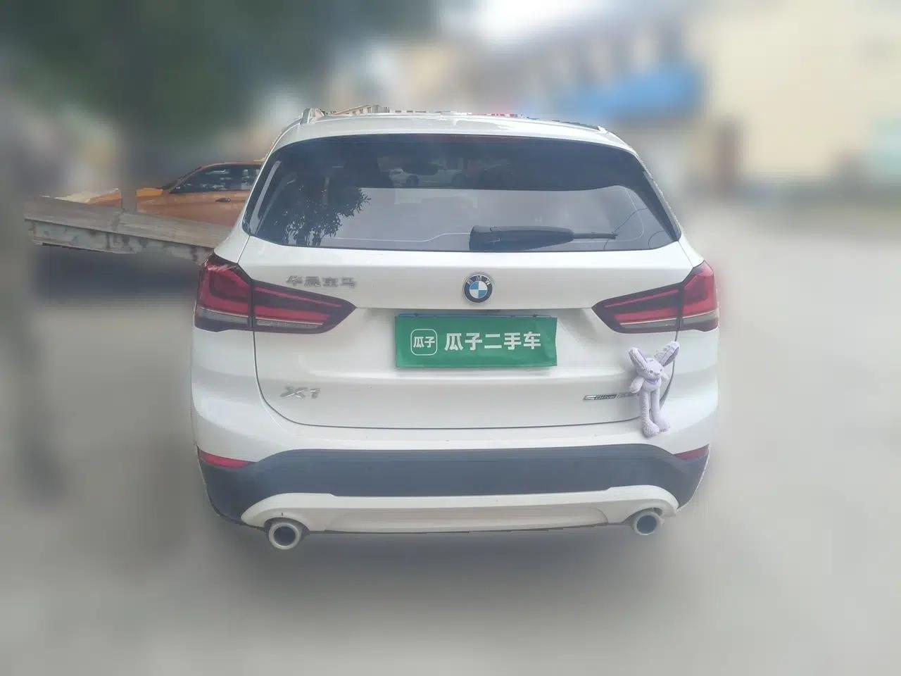 BMW X1 2022 sDrive25Li Leading Model — миниатюра 5
