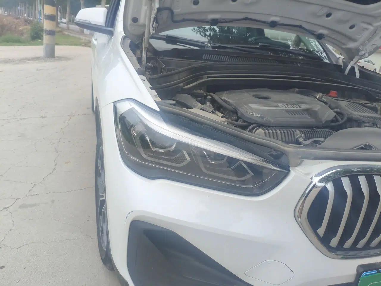 BMW X1 2022 sDrive25Li Leading Model — миниатюра 7