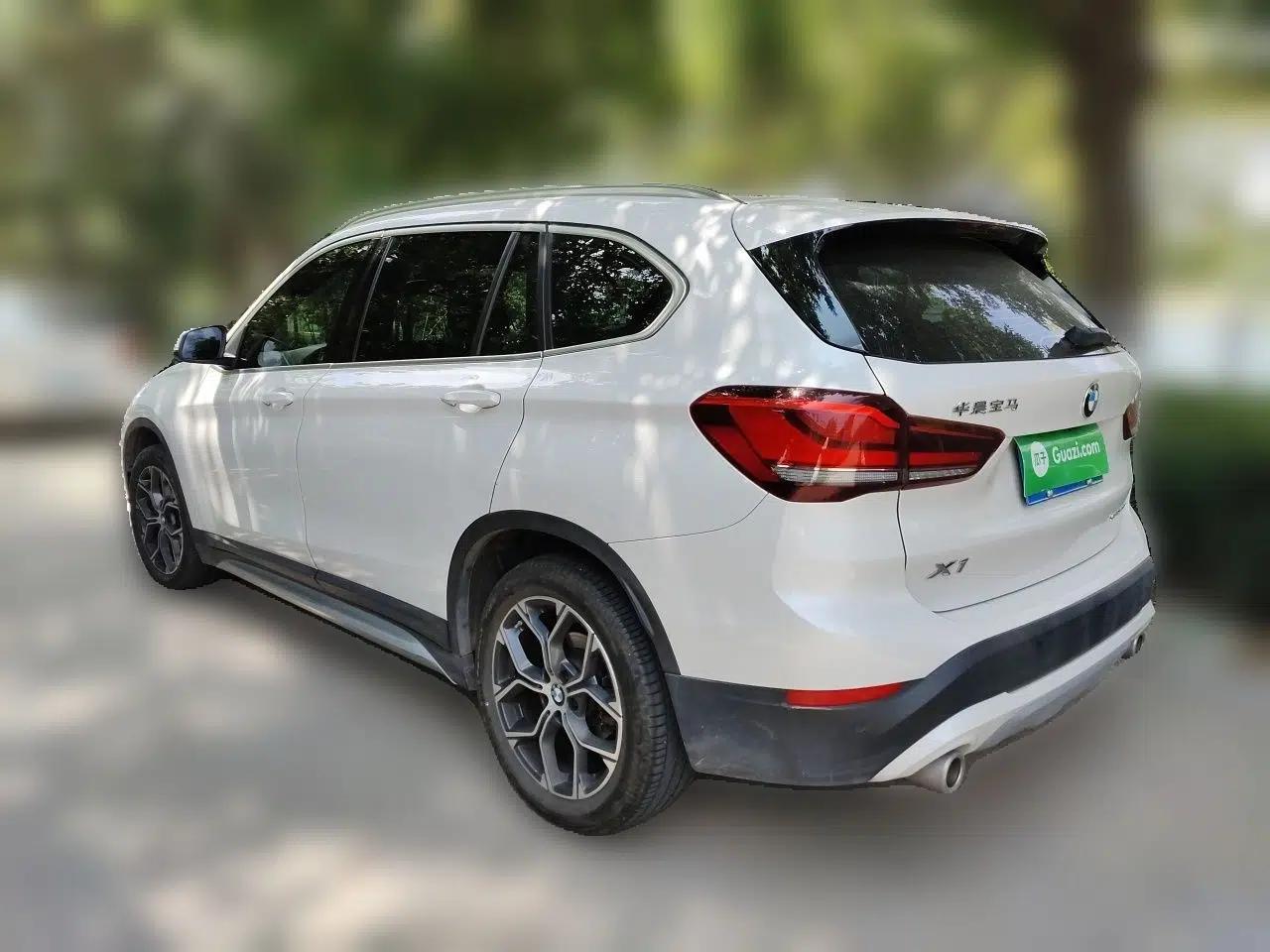 BMW X1 2022 sDrive20Li Fashion Model — миниатюра 4