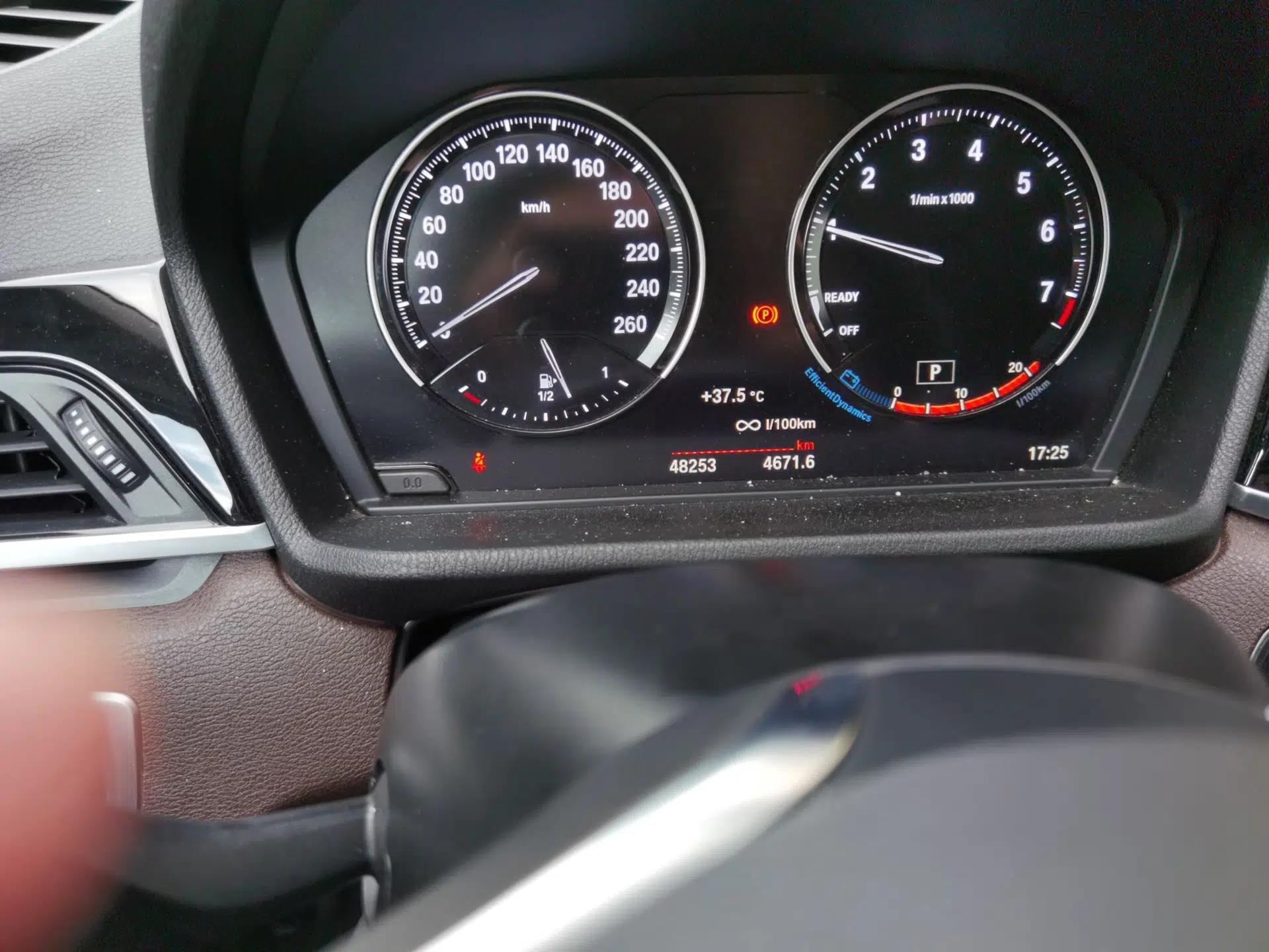 BMW X1 2022 sDrive20Li Fashion Model — миниатюра 12
