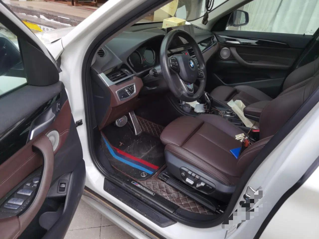 BMW X1 2022 sDrive20Li Fashion Model — миниатюра 16