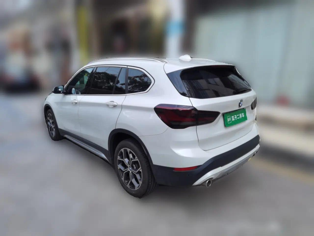 BMW X1 2022 sDrive20Li Fashion Model — миниатюра 4