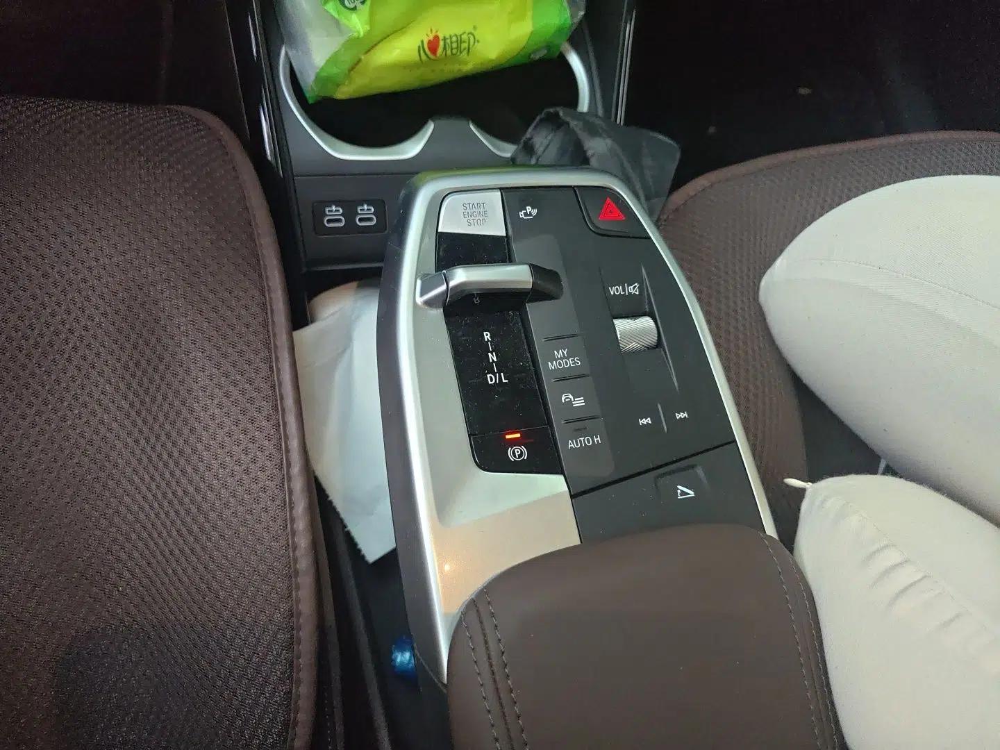 BMW X1 2025 Model sDrive25Li X Design Package — миниатюра 14