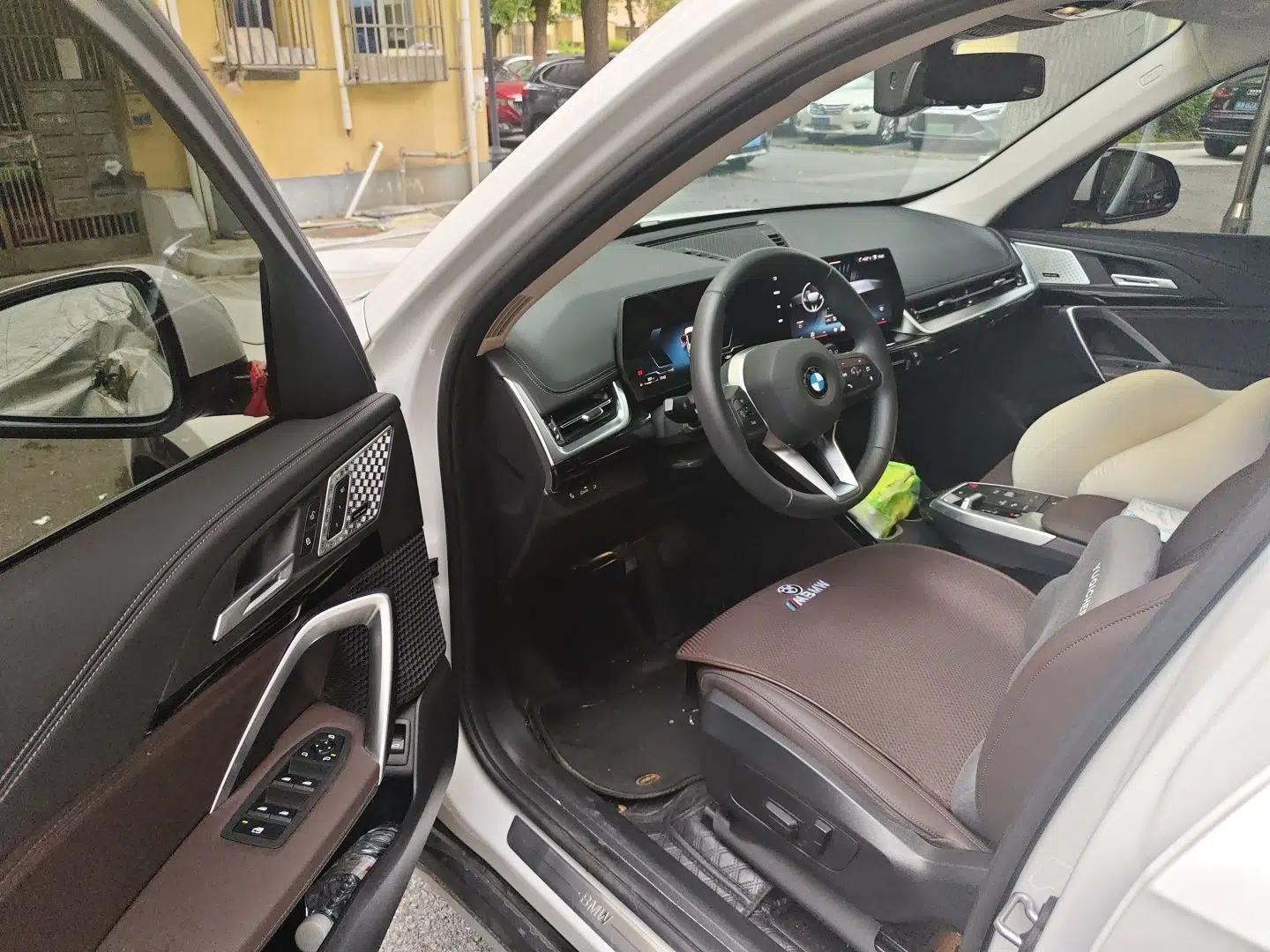 BMW X1 2025 Model sDrive25Li X Design Package — миниатюра 16