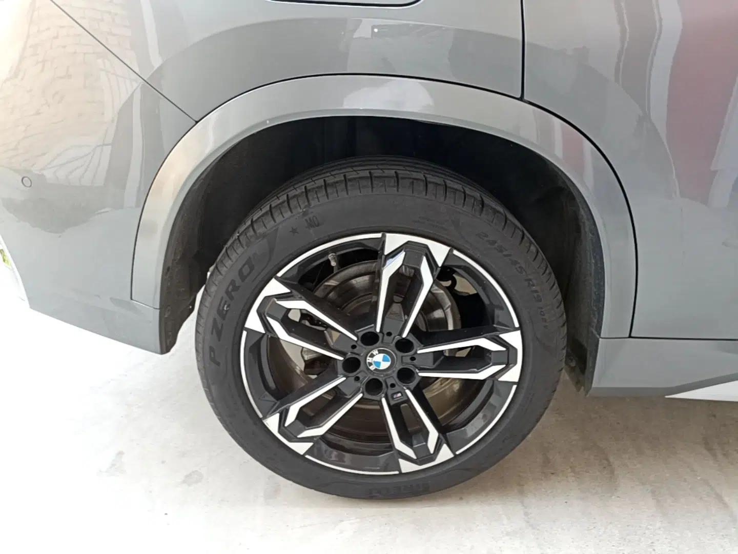BMW X1 2023 sDrive25Li M Sport Package — миниатюра 11