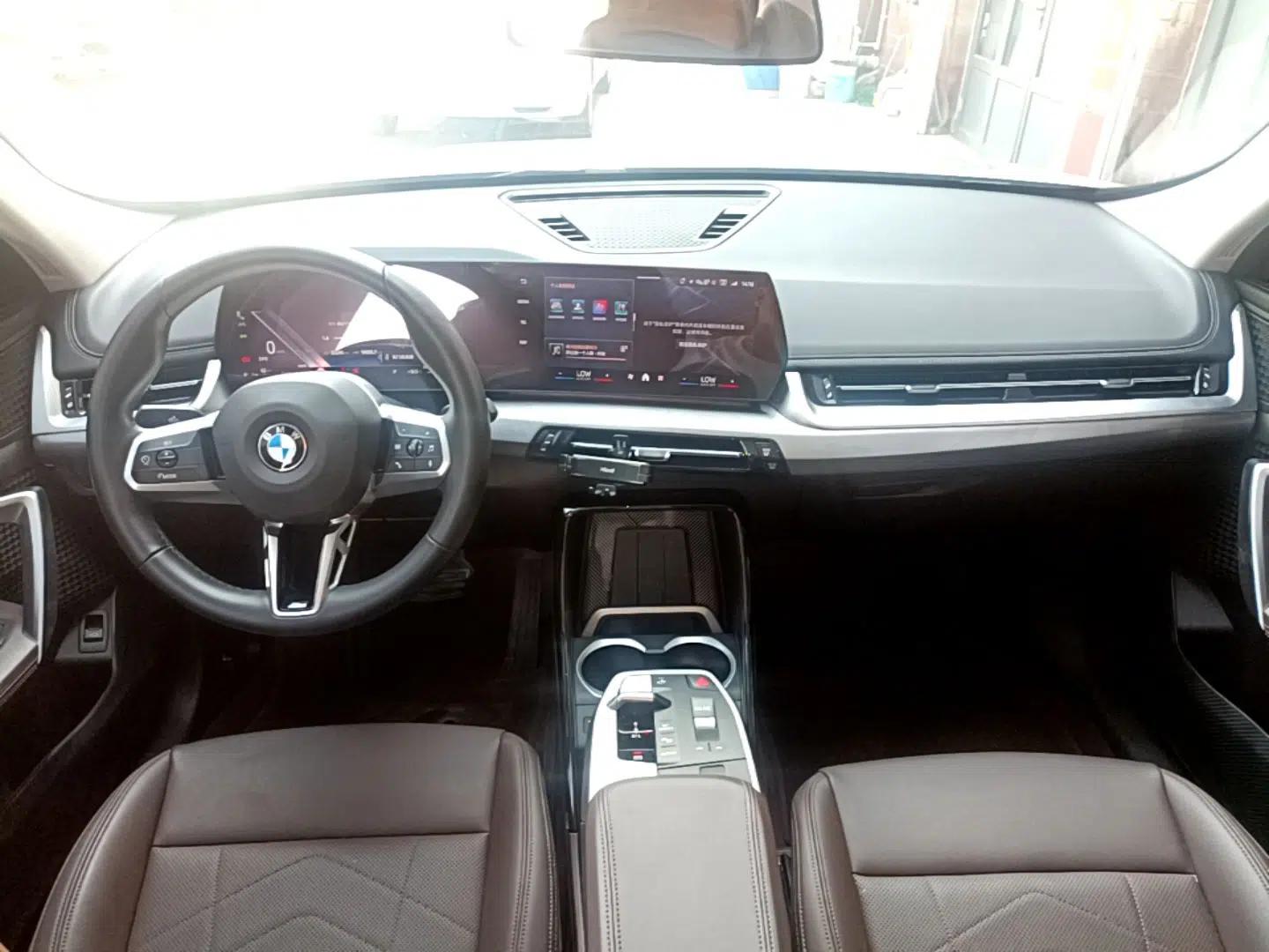 BMW X1 2023 sDrive25Li M Sport Package — миниатюра 12