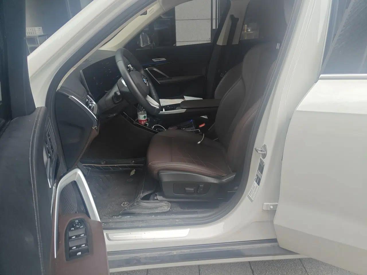 BMW X1 2023 sDrive20Li X Design Package — миниатюра 15