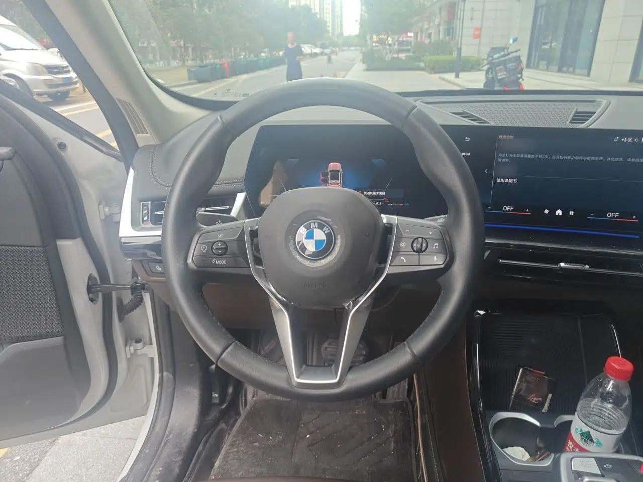 BMW X1 2023 sDrive20Li X Design Package — миниатюра 10