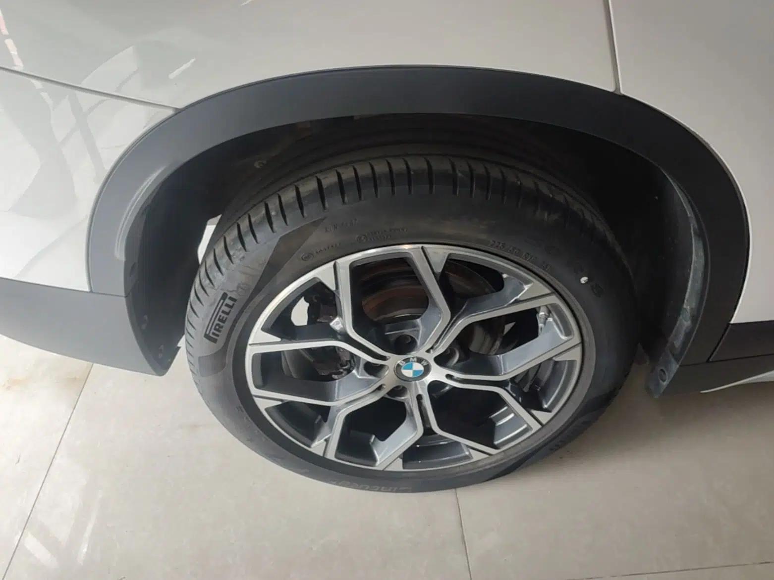 BMW X1 2022 sDrive20Li Luxury Model — миниатюра 11