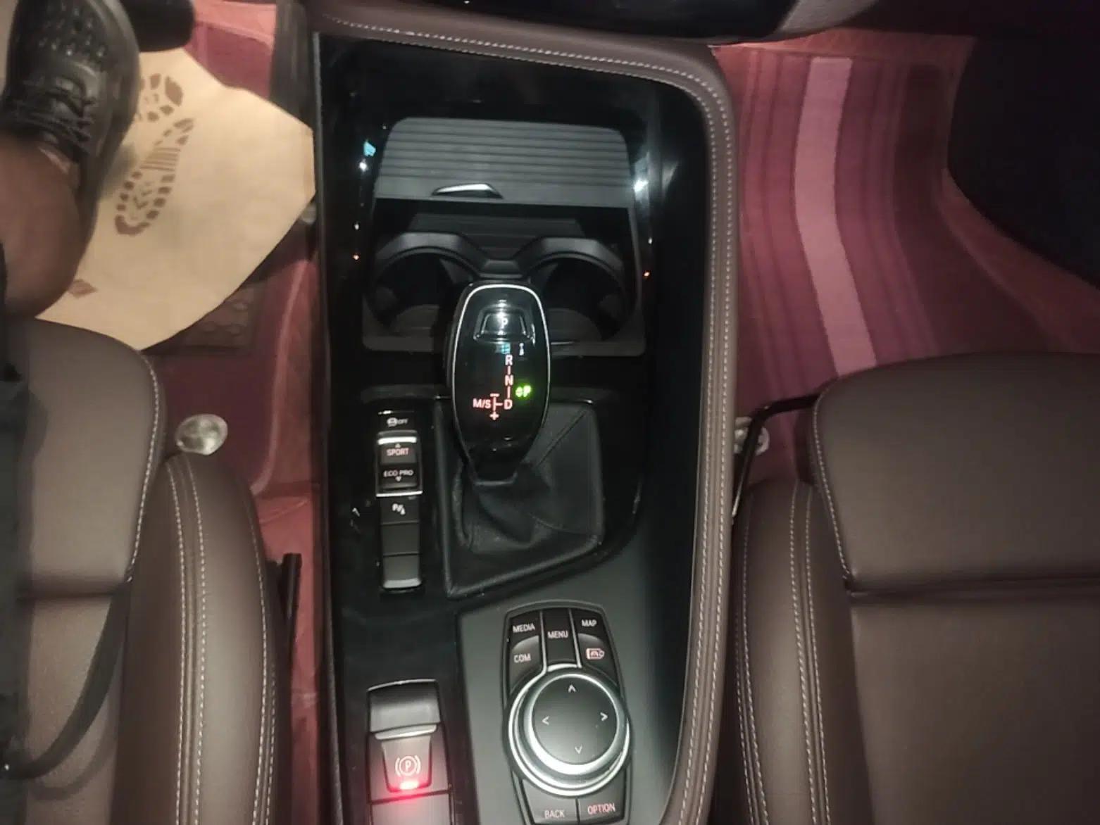 BMW X1 2022 sDrive20Li Luxury Model — миниатюра 21