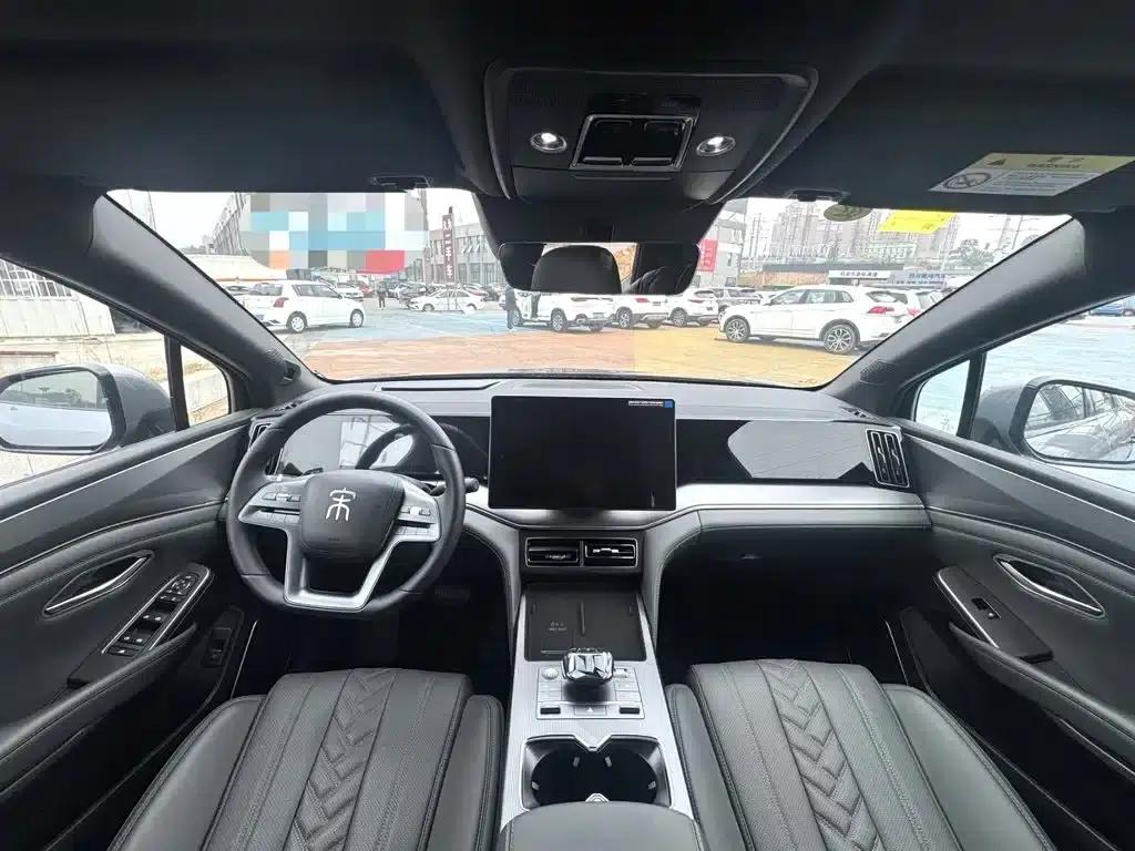 Song L DM-i 2025 Smart Driving Edition 160km/h Superior Model — миниатюра 2