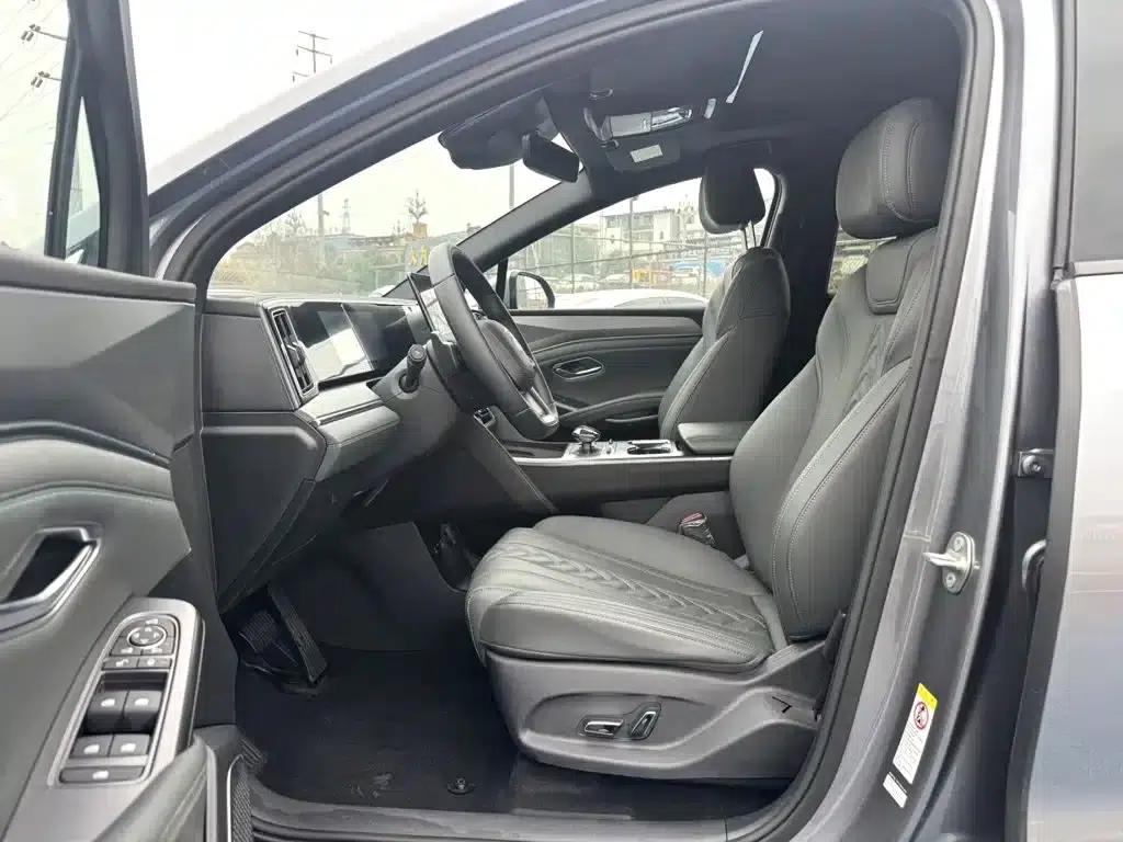 Song L DM-i 2025 Smart Driving Edition 160km/h Superior Model — миниатюра 7