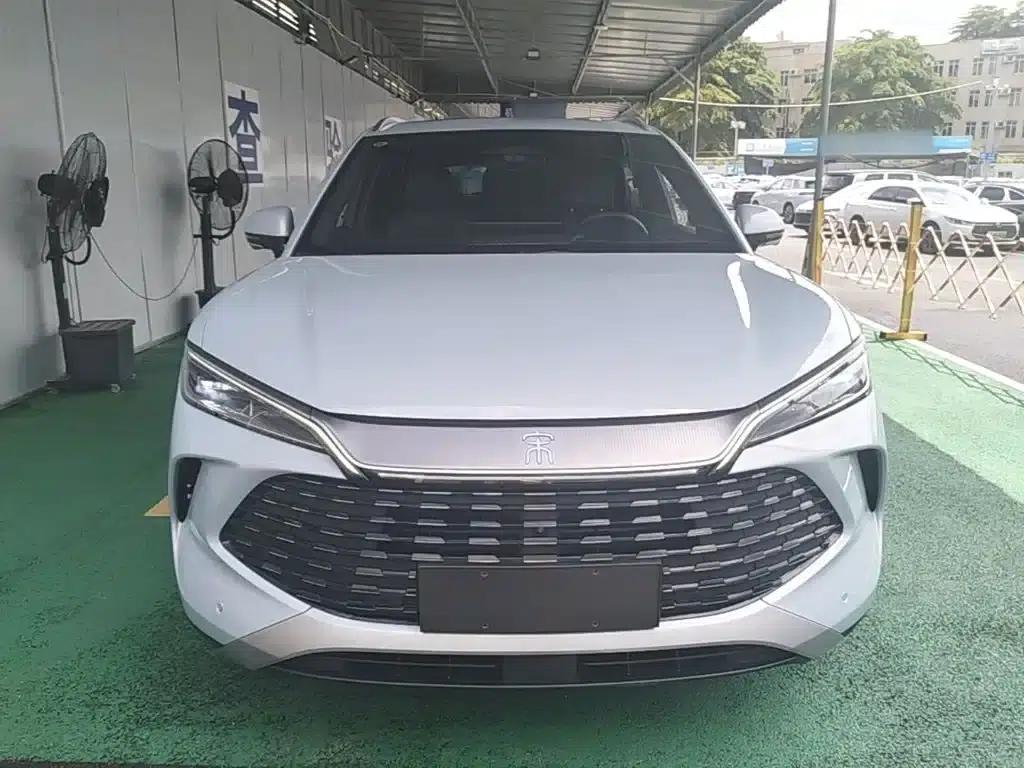 Song L DM-i 2025 Smart Driving Edition 160km/h Superior Model — миниатюра 3