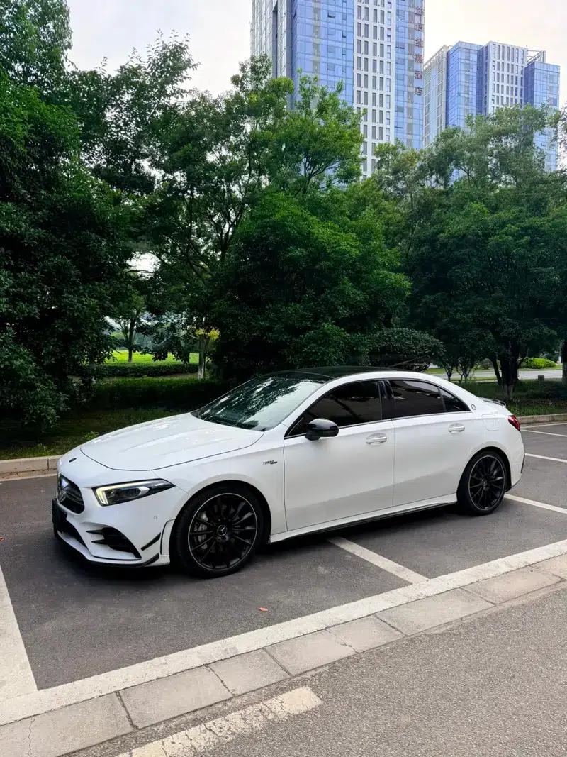 2019 Mercedes-Benz A-Class AMG A 35 L 4MATIC — миниатюра 1