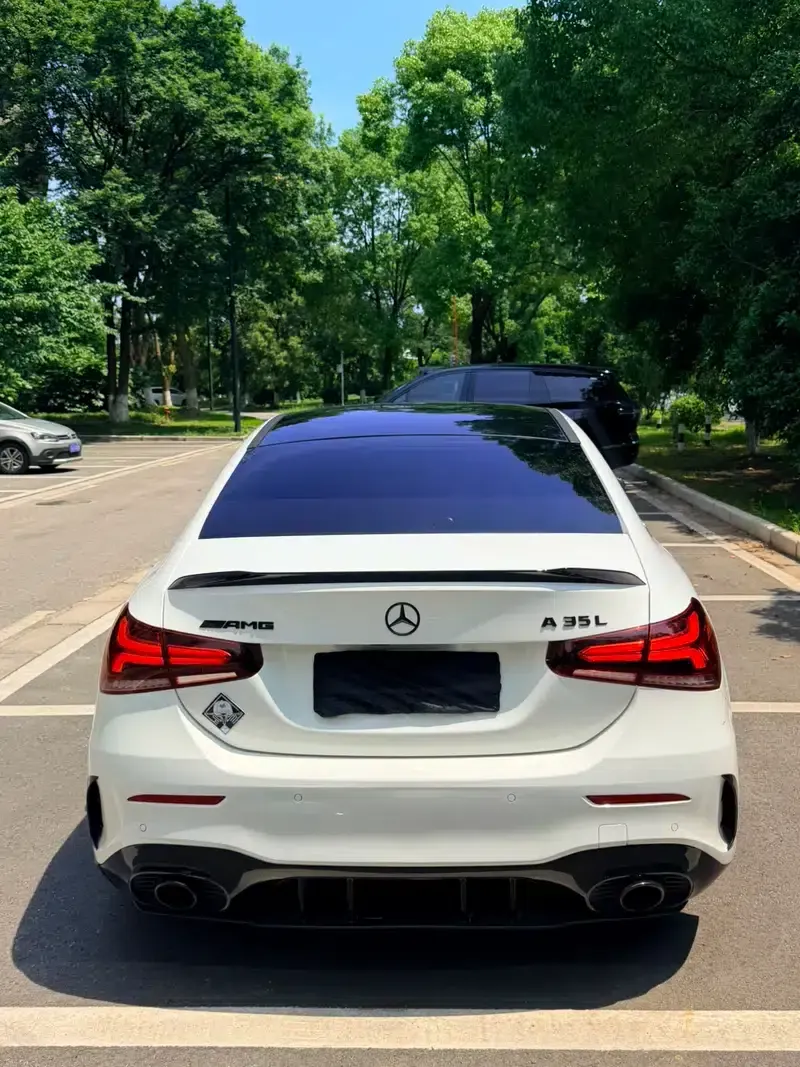 2019 Mercedes-Benz A-Class AMG A 35 L 4MATIC — миниатюра 5