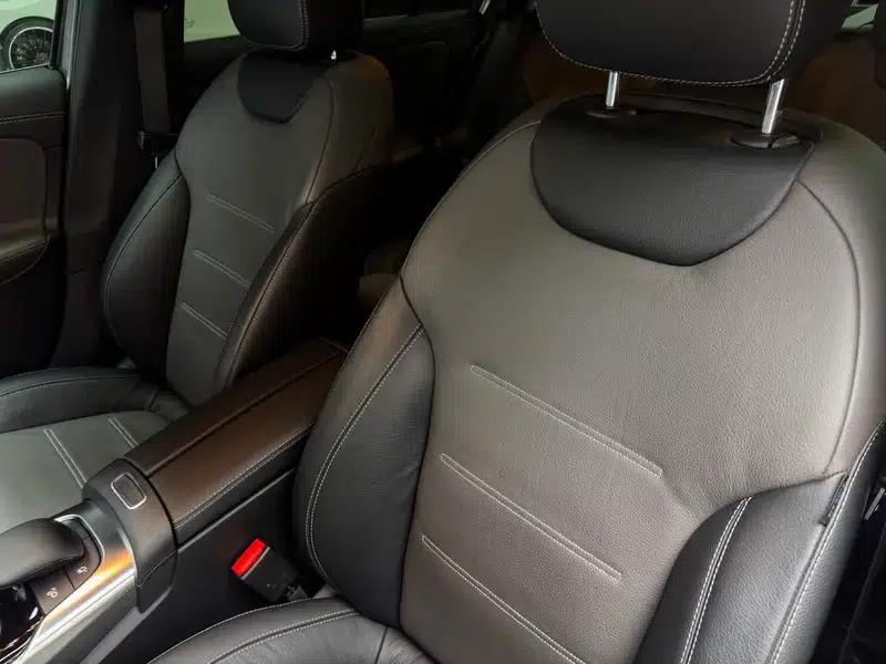 2022 Mercedes-Benz A-Class AMG A 35 L 4MATIC — миниатюра 17