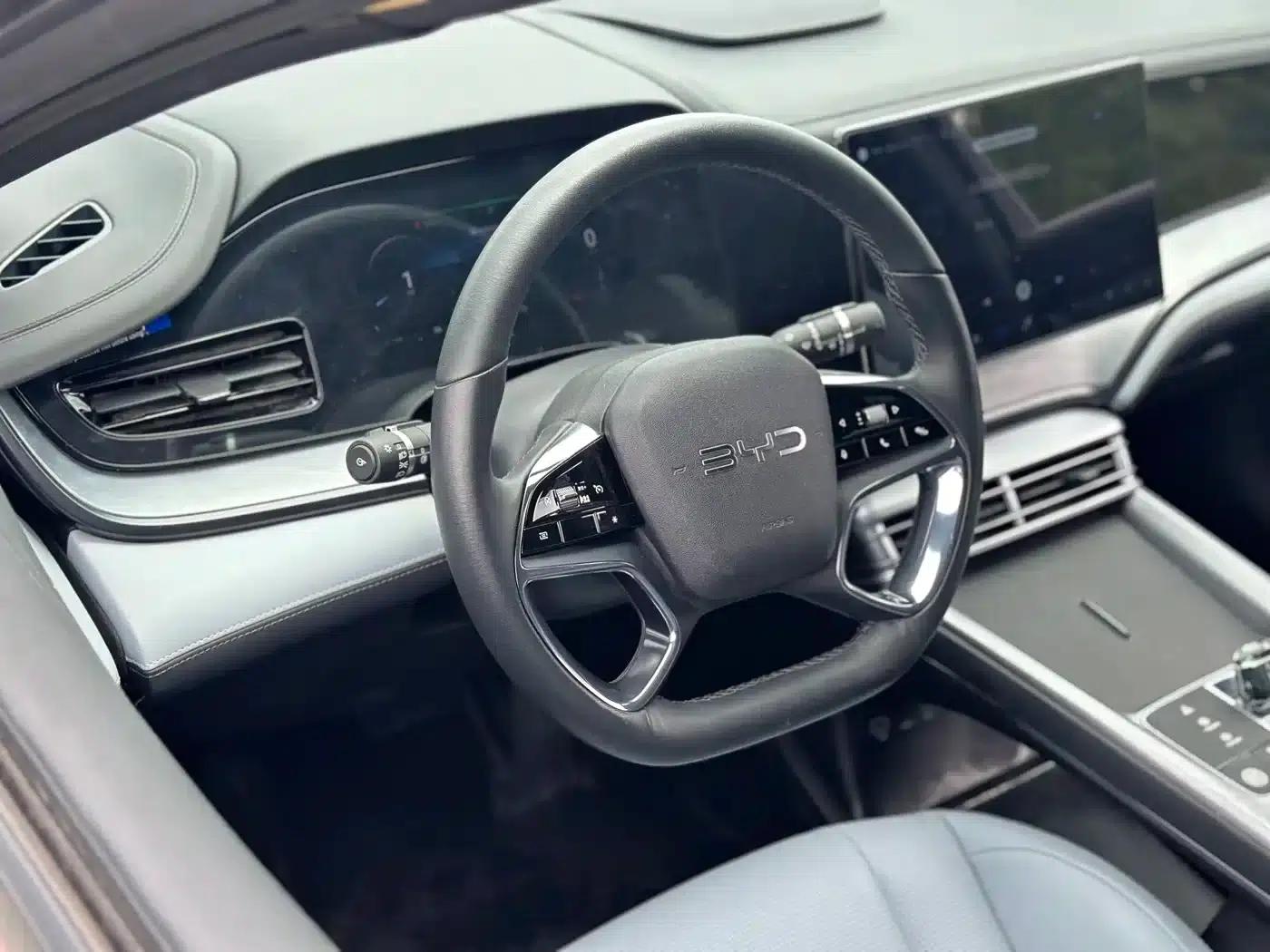 Seal 2023 DM-i 1.5L 121km Elite — миниатюра 4