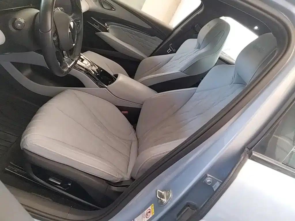 Seal 2022 550km Standard Range Rear-Wheel Drive Premium Edition — миниатюра 15