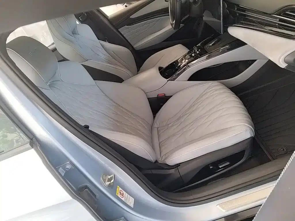 Seal 2022 550km Standard Range Rear-Wheel Drive Premium Edition — миниатюра 25