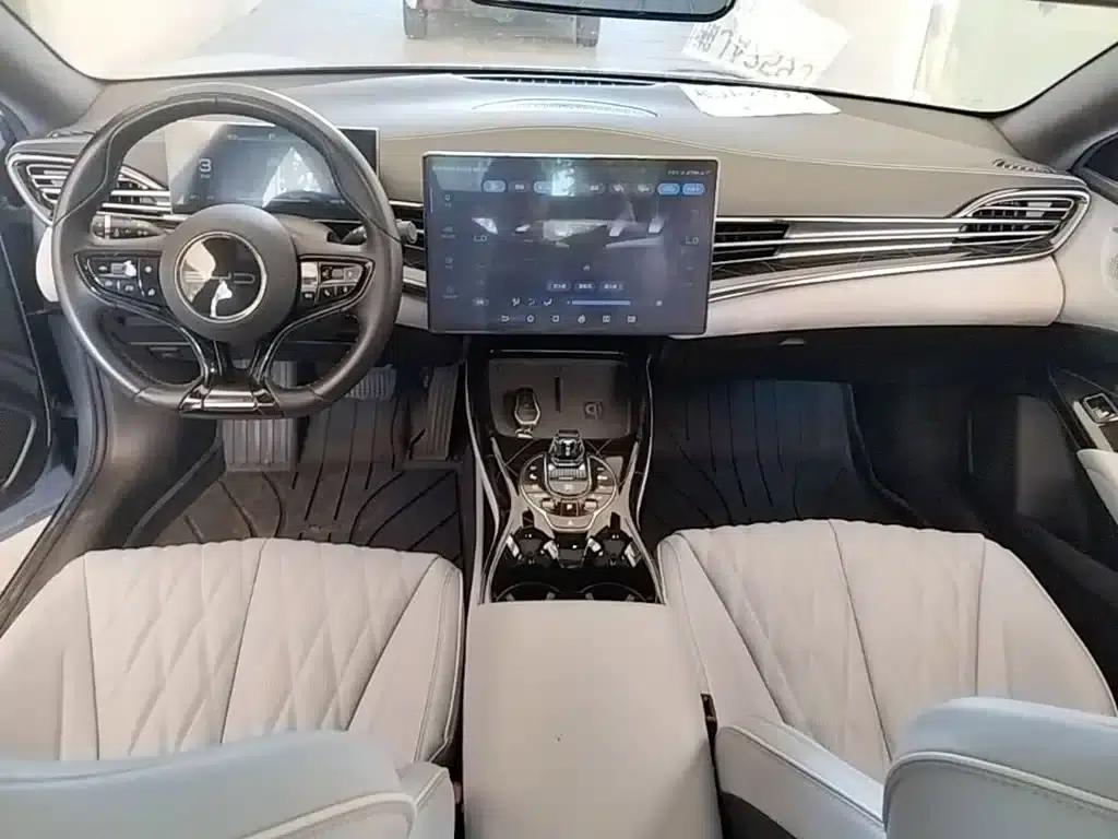 Seal 2022 550km Standard Range Rear-Wheel Drive Premium Edition — миниатюра 10