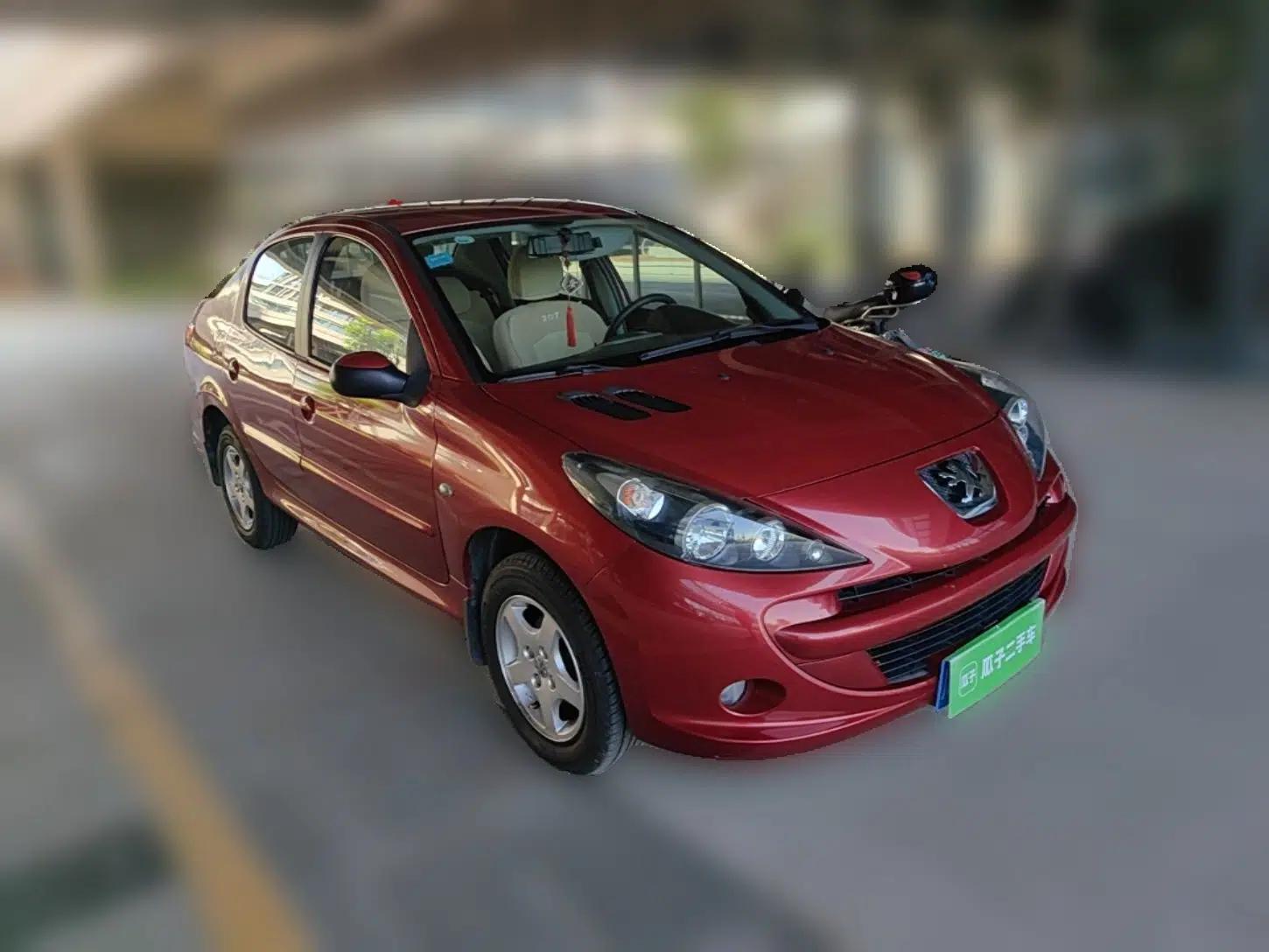 Peugeot 207 2011 Sedan 1.4L Manual Yule Edition — миниатюра 3