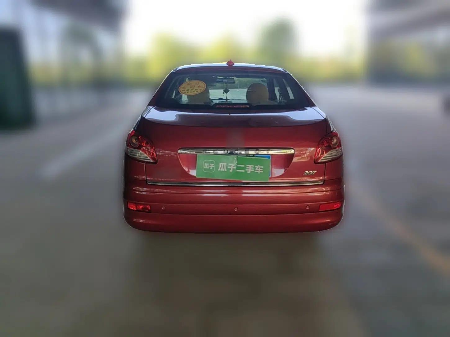 Peugeot 207 2011 Sedan 1.4L Manual Yule Edition — миниатюра 5